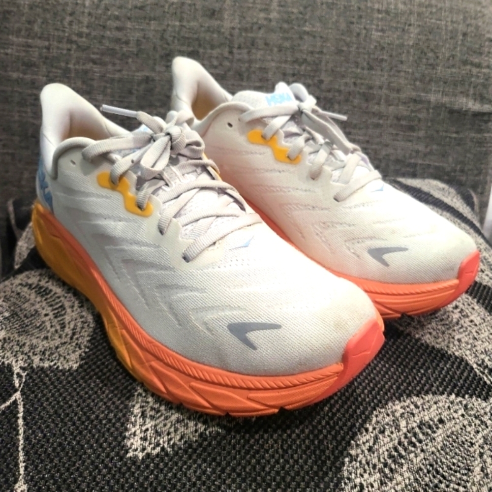 Hoka one one Arahi 6